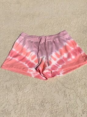 NWT Lou&Grey pink lounge shorts